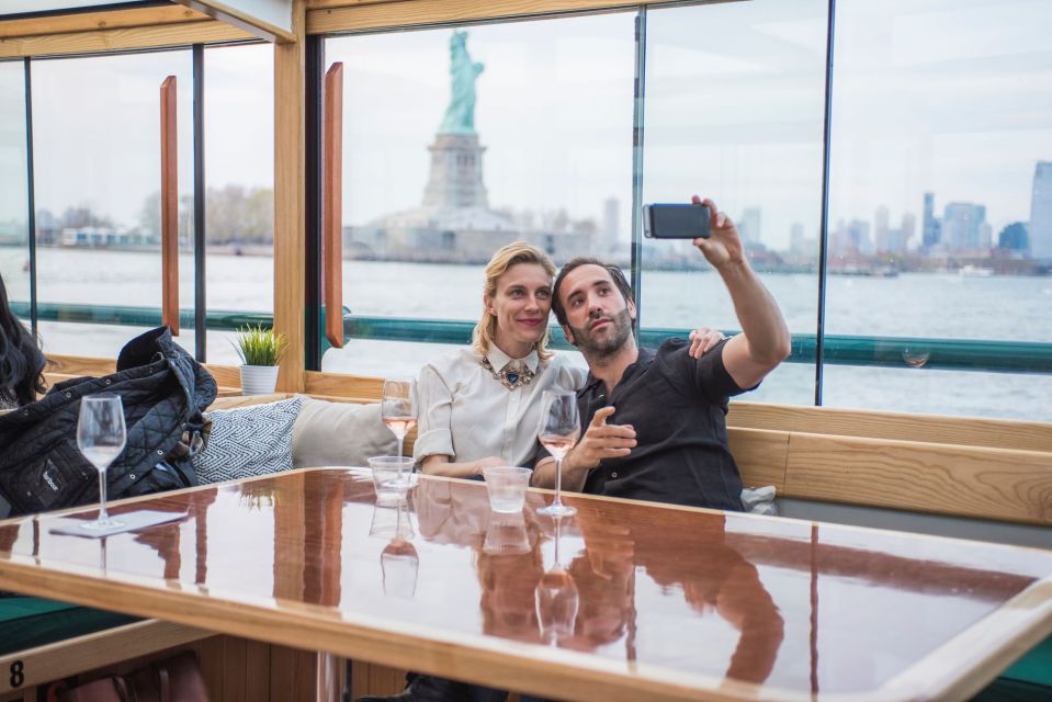 New York City: Champagne and Cheese Pairing Cruise - Key Points