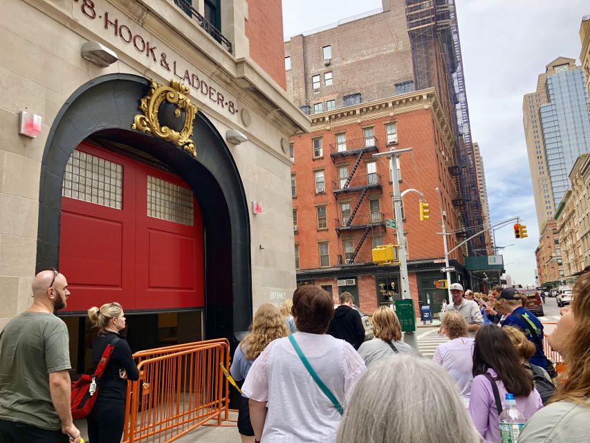 Nyc: Manhattan TV and Movie Bus Tour With Actor Guide - Key Points