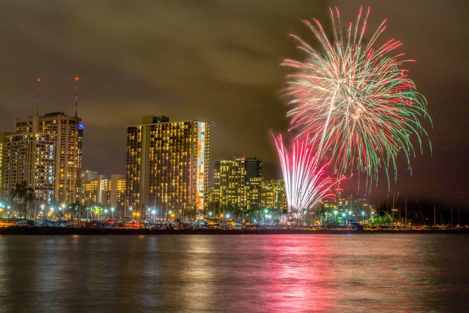 Oahu: Waikiki BYOB Friday Night Fireworks Cruise - Key Points