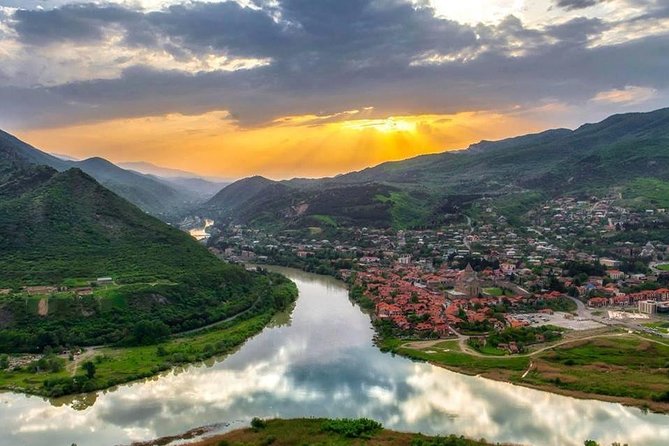 One Day Tour to Tbilisi and Mtskheta - Key Points