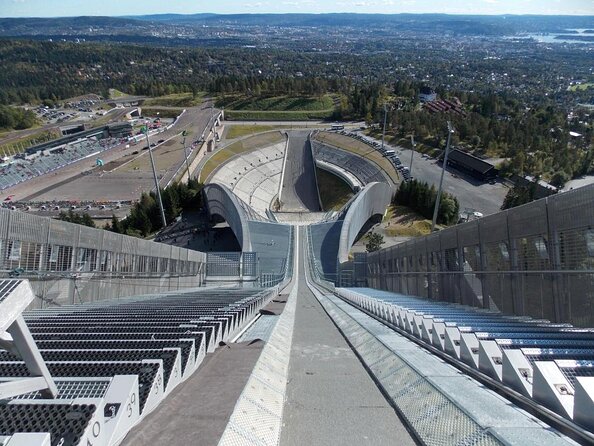 Oslo Panorama Tour With Holmenkollen Ski Jump and Vigeland Park - Key Points