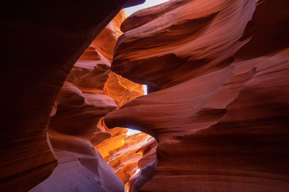 Page: Lower Antelope Canyon Walking Tour With Navajo Guide - Key Points