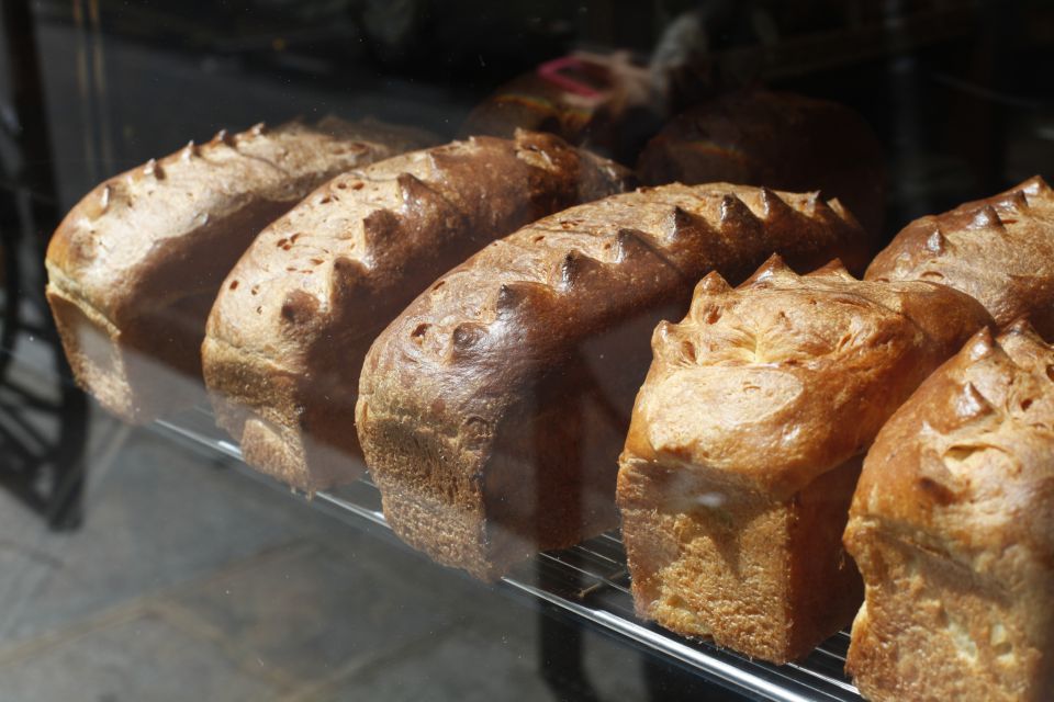 Paris: Behind the Scenes Bakery Tour With Breakfast - Key Points