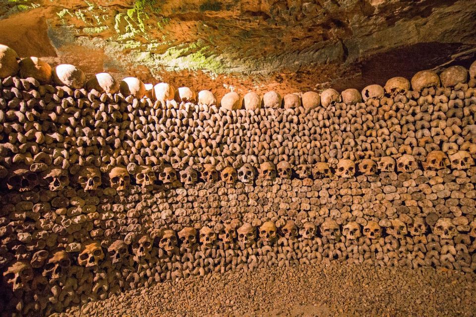 Paris: Catacombs Entry & Seine River Cruise With Audio Guide - Key Points