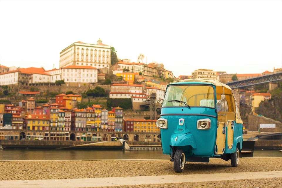 Porto: Guided Historical Center Tuk Tuk Tour - Key Points