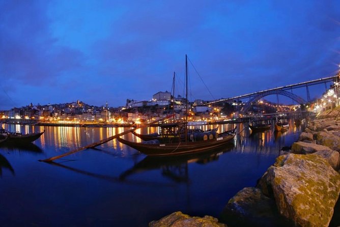 Porto Heritage Night Tour With Fado Show And Dinner Included - Explore Portos Top Landmarks