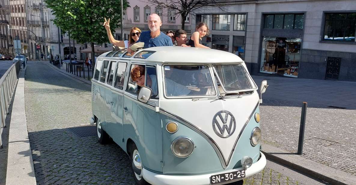 Porto: Volkswagen Kombi Van Tour - Downtown - Key Points