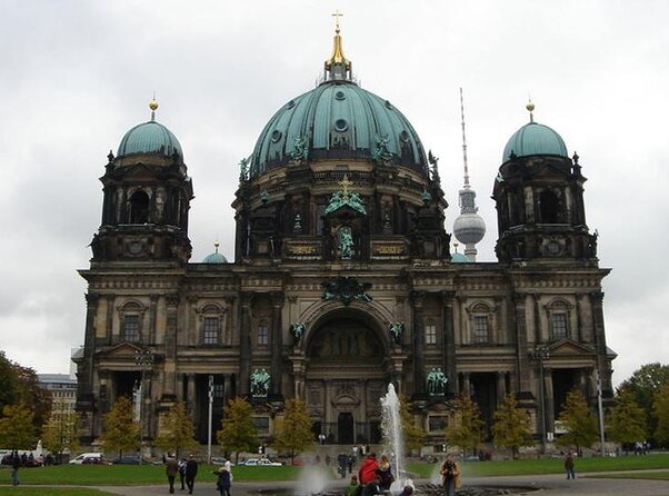 Private Custom 3-Hour Tour of Berlin by Car - Key Points