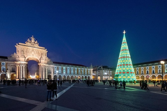 Private Discover Lisbon With a Photographer – Night Edition - Tour Overview