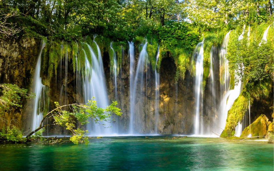 Private Tour Plitvice National Park Lakes From Split - Key Points