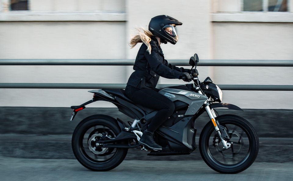 Rostock: Zero DS Electric Motorcycle Rental - Key Points