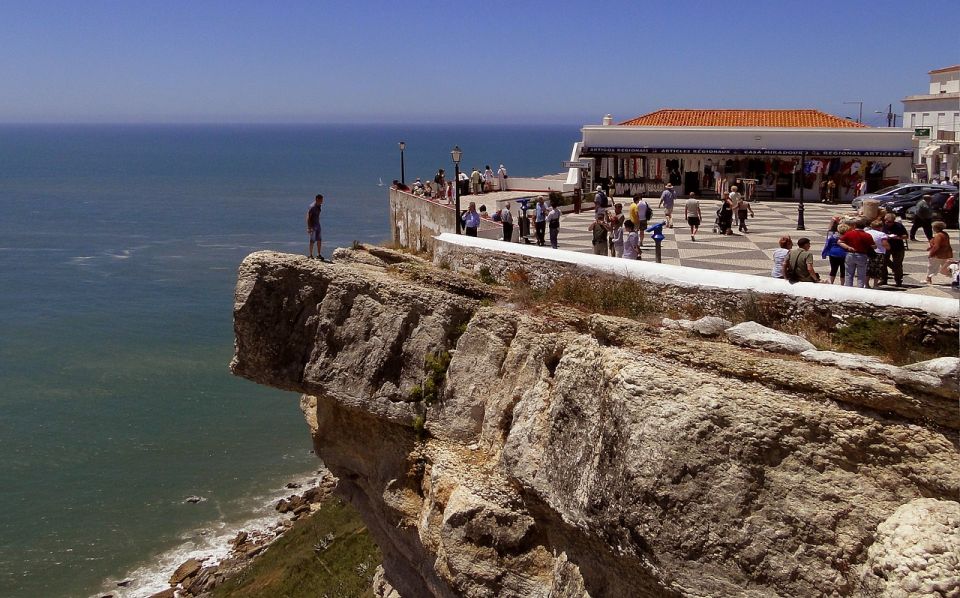 Sacred Sanctuaries & Wonders: Fátima, Nazaré & Óbidos - Key Points