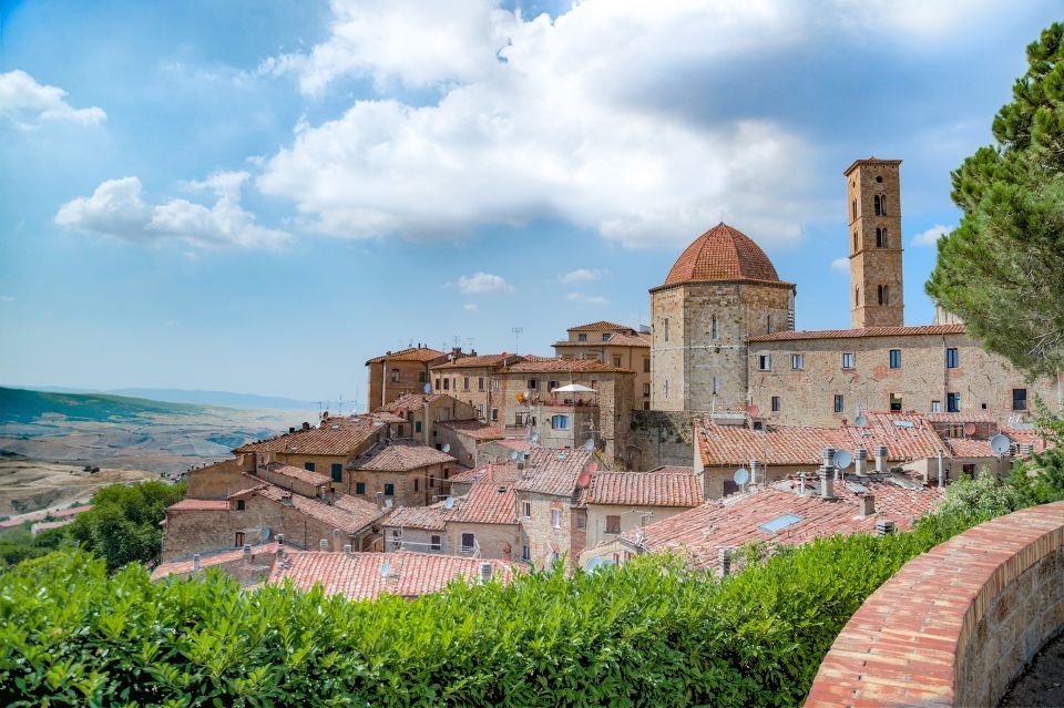 San Gimignano & Volterra: Private Transfer From Florence - Key Points