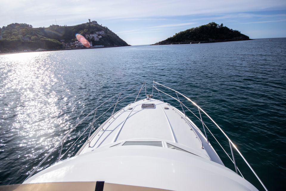 San Sebastian: Bachelorette Party on a BOAT in SAN SEBASTIAN - Key Points