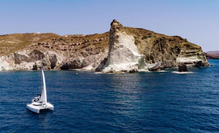 Santorini: Private Day Cruise With A Bbq Meal And Open Bar Key Points