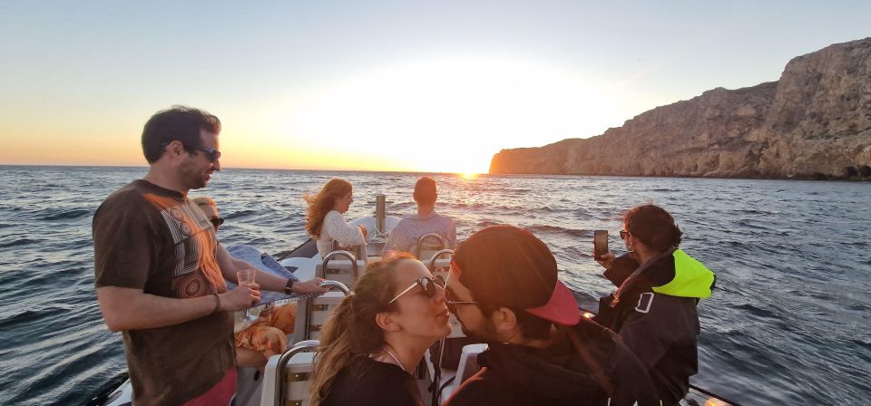 Sesimbra: Sunset on Board - Key Points