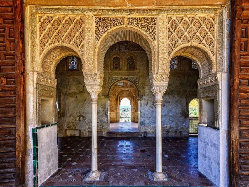 Seville: Private Day Trip to Granada With Alhambra Tour - Key Points