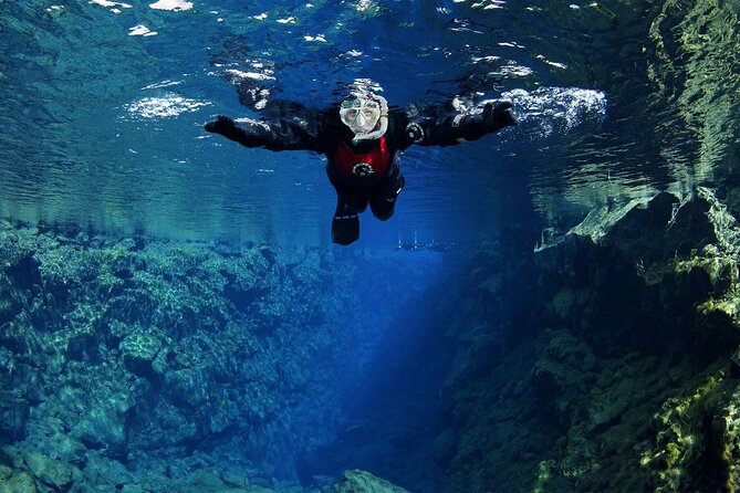 Silfra Private Snorkeling Between Tectonic Plates - Key Points
