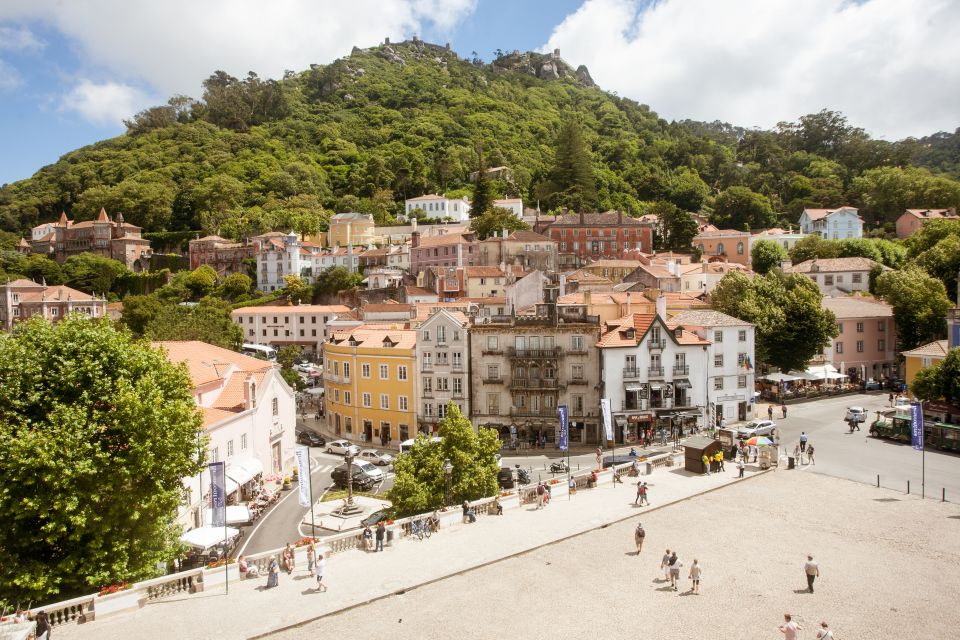 Sintra: Half-Day Tour With Royal Palace Ticket - Key Points