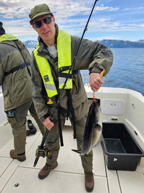 Skjervøy: Guided Fishing Trip With Local Expert - Activity Overview