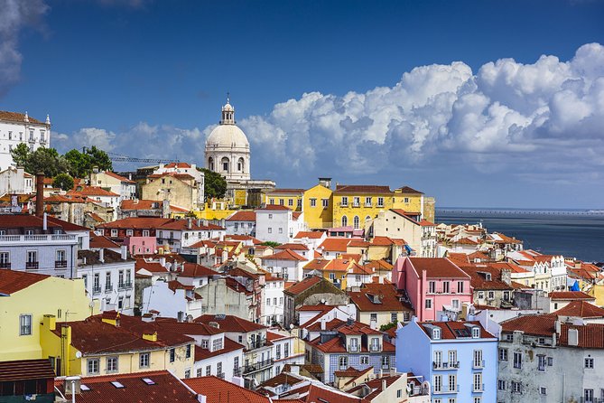 Small-Group Alfama Walking Tour - Key Points