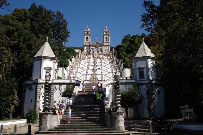 Small-Group Braga Half-Day Tour With Bom Jesus - Itinerary Highlights