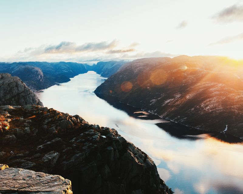 Stavanger: Guided Sunrise Hike to Pulpit Rock - Tour Overview