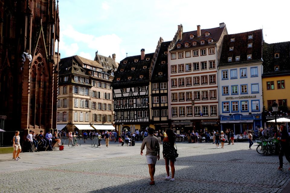 Strasbourg : City Exploration Smartphone Game - Key Points