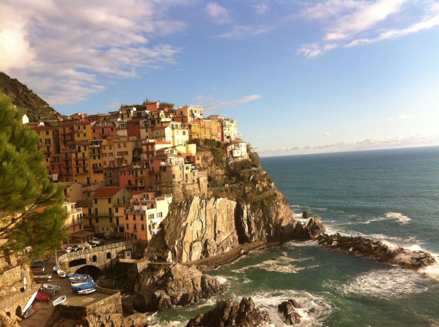 The Charm of Cinque Terre: Tour by Minivan From Florence - Key Points