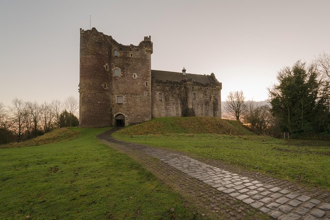 The Outlander 1 Day Experience - Highlights of the Tour