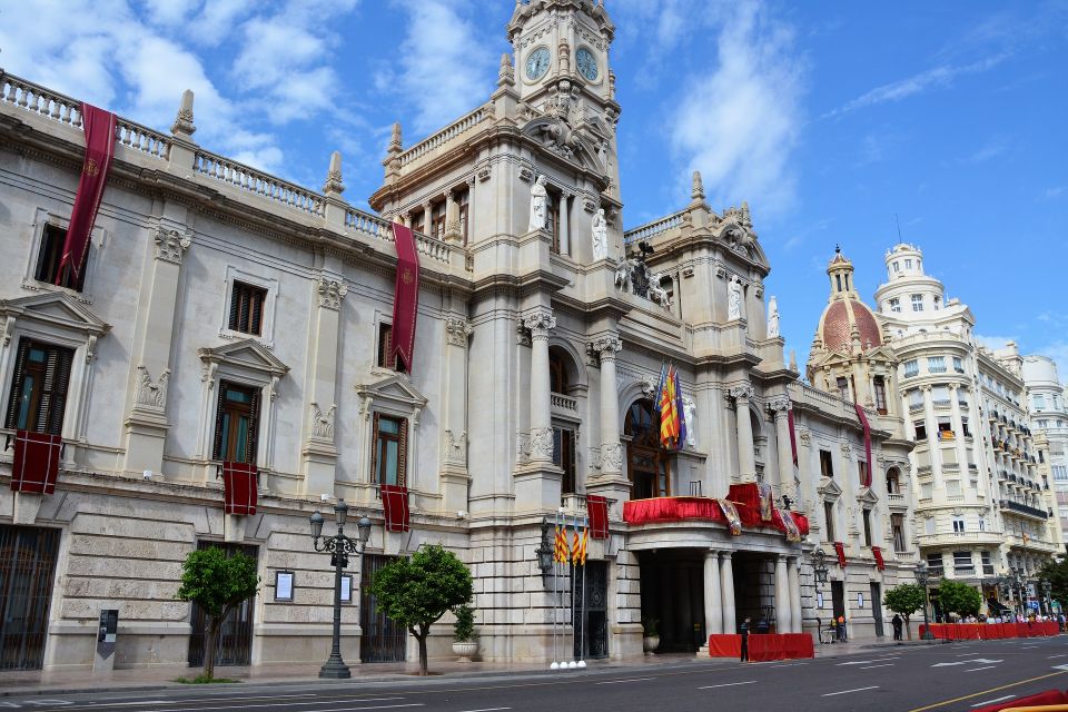 Valencia - Private Historic Walking Tour - Key Points