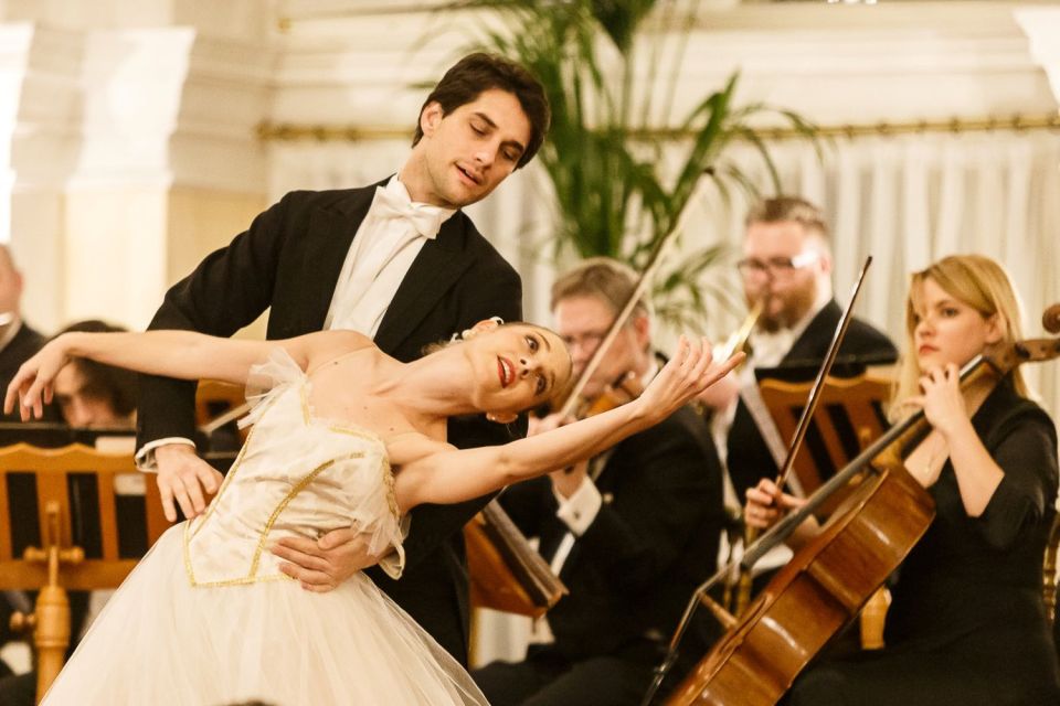 Vienna: Strauss & Mozart New Year's Eve Concert at Kursalon - Key Points