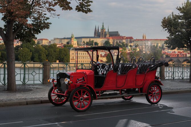 1 Hour Old Timer Convertible Prague Sightseeing Tour Tour Overview