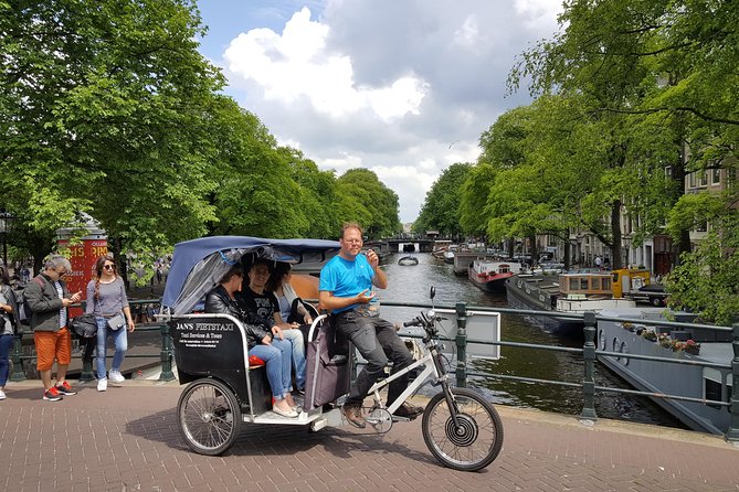 1,5 Hours Amsterdam Rickshaw Tour Tour Overview