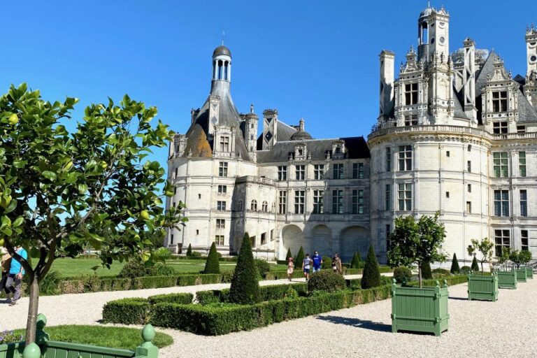 2 Days Vip Individually 6 Loire Castles From Paris Mercedes Tour Overview