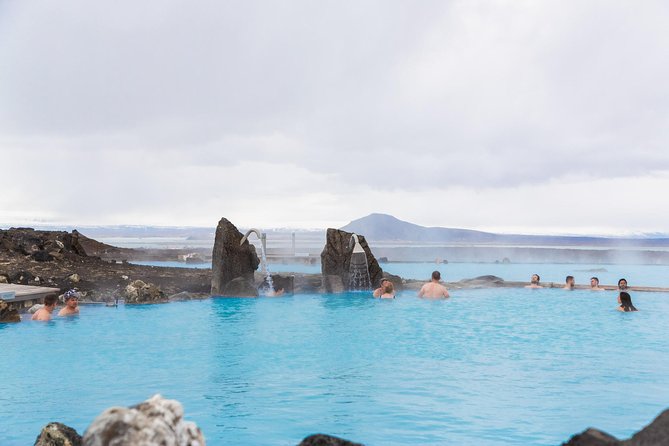 8-Day Iceland Ring Road Tour: Reykjavik, Akureyri, Golden Circle & South Coast - Stunning Waterfalls and Glaciers