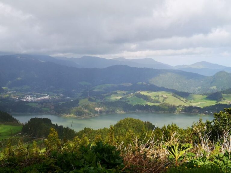 Adapted Van Tour Lagoa Do Fogo ( Half Day) Tour Overview