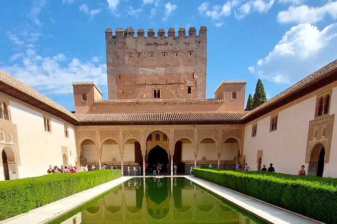 Alhambra and Nasrid Palaces Guided Tour With Tickets - Overview of the Tour