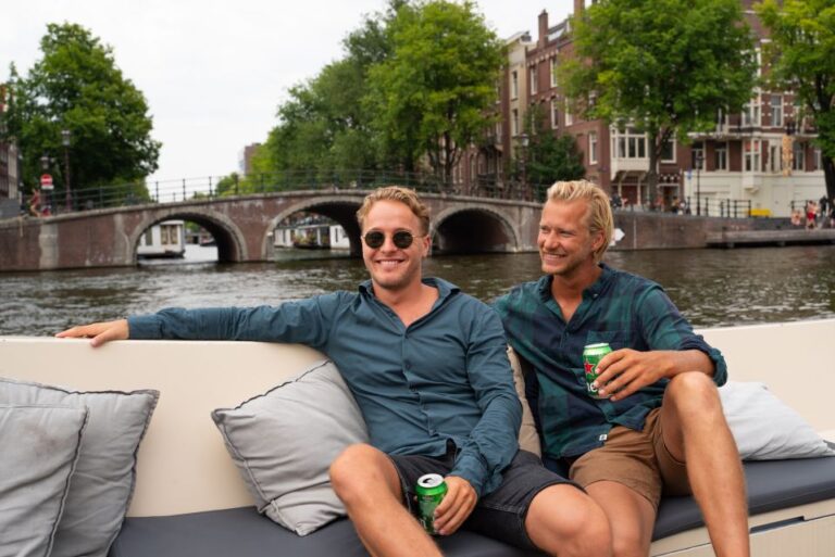 Amsterdam: Evening Canal Cruise With Unlimited Drinks Option Activity Overview