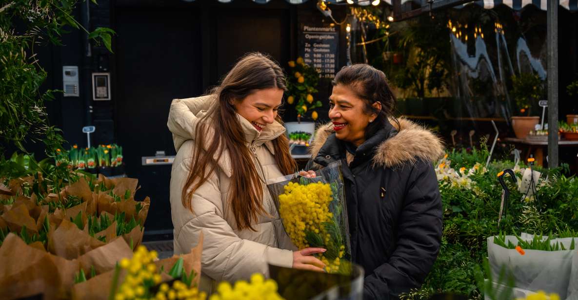 Amsterdam: Professional Photoshoot at the Canals - Overview and Pricing