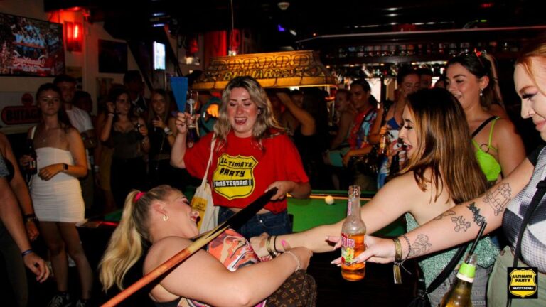 Amsterdam: Red Light District Pub Crawl Activity Overview