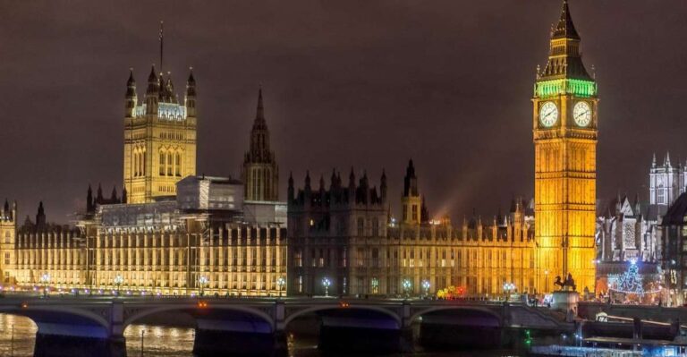 An Evening In London. Private Panoramic Night Tour Tour Details