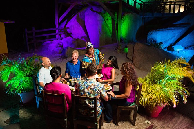 Aruba Dinner and Nightlife Tour - Dinner Experience