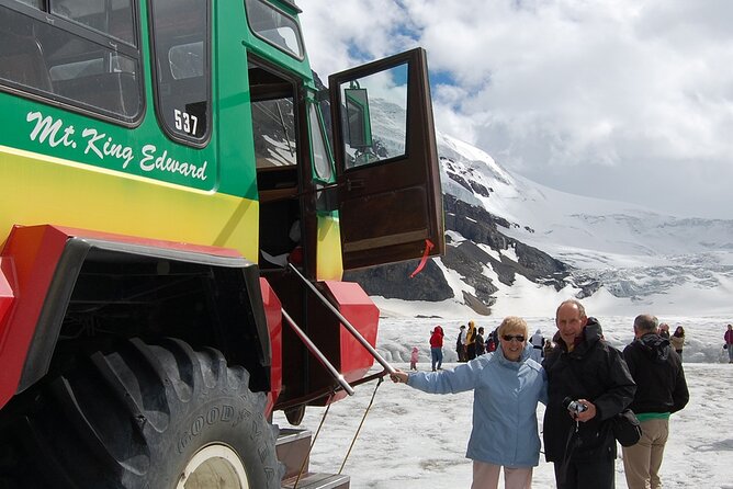 Banff Lake Louise Excursion 3 Day Calgary To Vancouver Bus Tour Tour Details