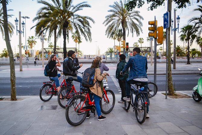 Barcelona Bike Tour By Night Included In The Experience