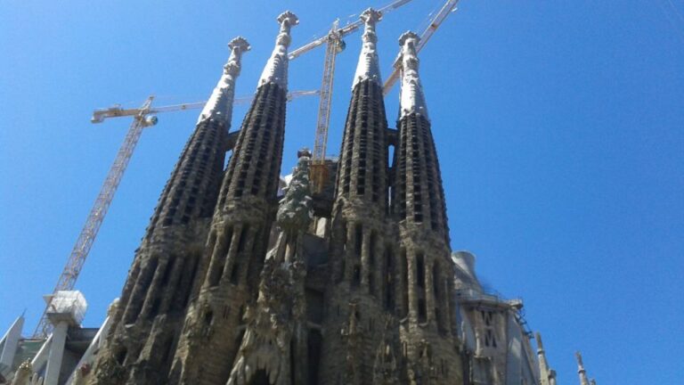 Barcelona: German City Tour From Gaudís Perspective Overview Of The Tour