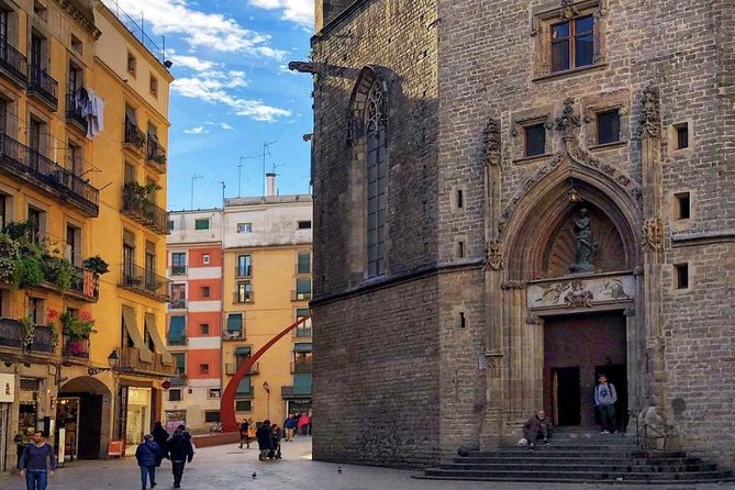 Barcelona Small Group Walking Tour & Flamenco Show + Tapas Dinner Highlights Of The Gothic Quarter