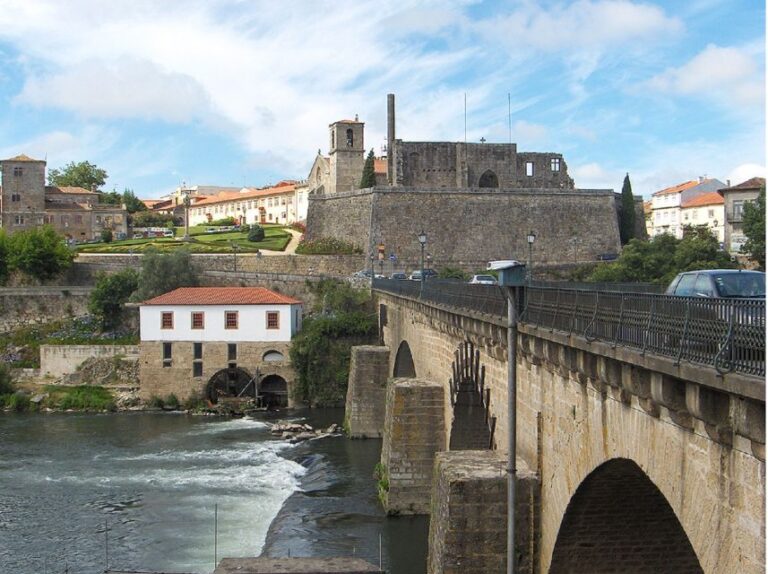 Barcelos Tour(4hours): From Oporto;city Tour Half Day Trip Tour Overview