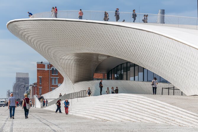 Belem Private Day Trip: Traditional Lunch and Historic Landmarks - Inclusions