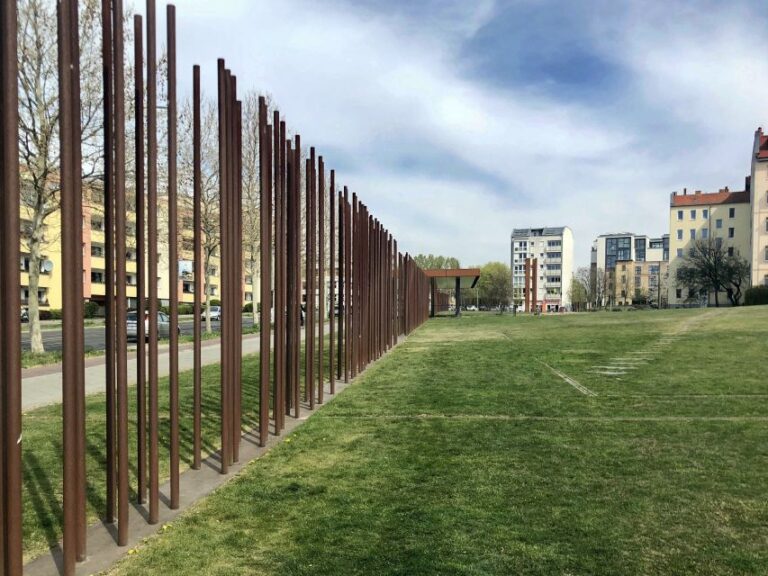 Berlin: Berlin Wall Memorial Self Guided Audio Tour Overview Of The Tour